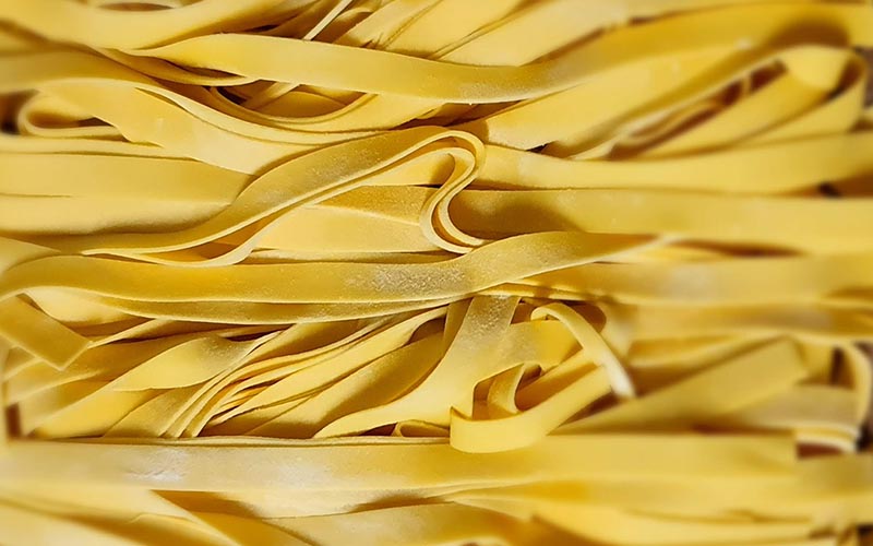 Tagliatelle all'uovo artigianali - Pastificio Franzoni: pasta fresca artigianale a Brescia