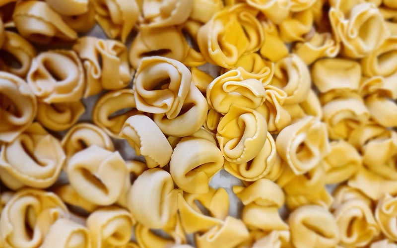Tortellini alla carne artigianali - Pastificio Franzoni: pasta fresca artigianale a Brescia